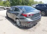 2018 Mazda 3 фото