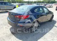 2018 Mazda 3 фото