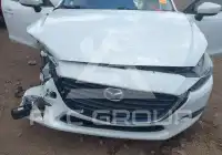 2018 Mazda 3 фото