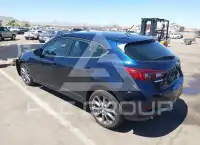 2018 Mazda 3 photo