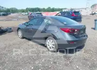 2018 Mazda 3 фото