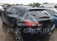 2018 Mazda 3 photo