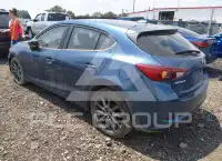 2018 Mazda 3 photo