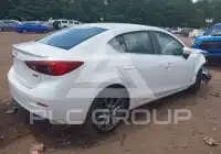 2018 Mazda 3 фото