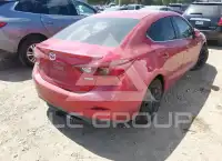 2018 Mazda 3 photo
