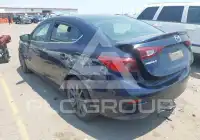 2018 Mazda 3 фото
