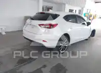 2018 Mazda 3 фото