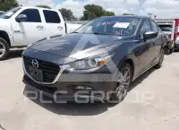 2018 Mazda 3 photo