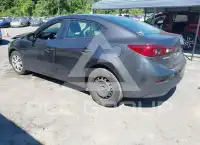 2018 Mazda 3 photo