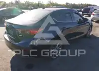 2018 Mazda 3 photo