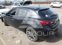 2018 Mazda 3 фото
