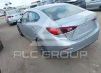 2018 Mazda 3 фото