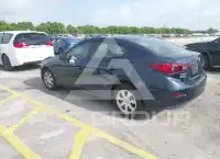 2018 Mazda 3 photo