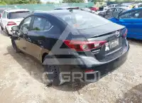 2018 Mazda 3 фото