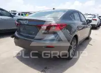 2018 Mazda 3 photo
