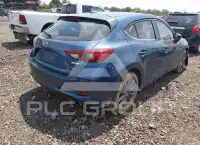 2018 Mazda 3 photo