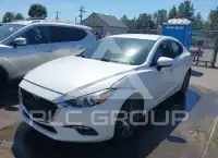 2018 Mazda 3 фото