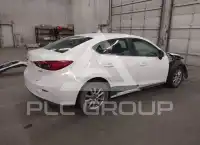 2018 Mazda 3 фото