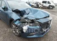 2018 Mazda 3 фото
