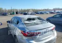 2018 Mazda 3 photo