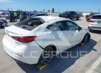 2018 Mazda 3 фото