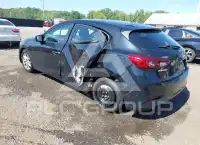 2018 Mazda 3 фото