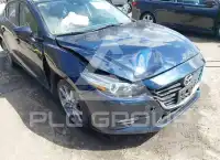2018 Mazda 3 photo