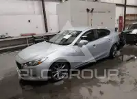 2018 Mazda 3 photo
