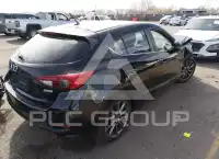2018 Mazda 3 фото
