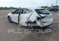2018 Mazda 3 фото