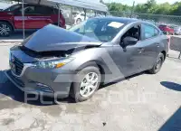 2018 Mazda 3 photo
