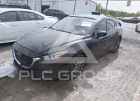 2018 Mazda 3 photo