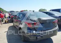 2018 Mazda 3 photo