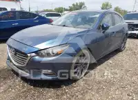 2018 Mazda 3 photo
