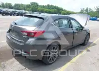 2018 Mazda 3 photo
