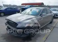 2018 Lincoln Continental photo