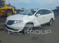 2018 Lincoln MKT photo