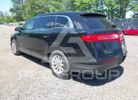 2018 Lincoln MKT photo