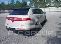 2018 Lincoln MKT фото