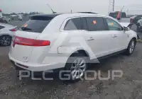 2018 Lincoln MKT фото
