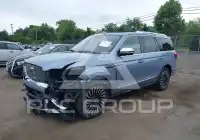 2018 Lincoln NAVIGATOR photo