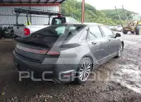 2018 Lincoln MKZ photo