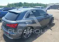 2018 Audi SQ5 фото