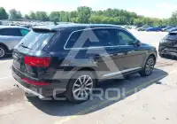 2018 Audi Q7 фото