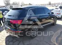 2018 Audi Q7 photo