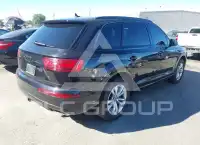 2018 Audi Q7 фото