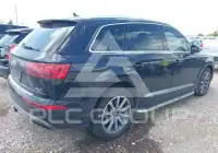 2018 Audi Q7 фото