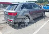 2018 Audi Q7 фото