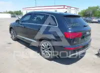 2018 Audi Q7 фото