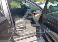 2018 Cadillac ESCALADE photo